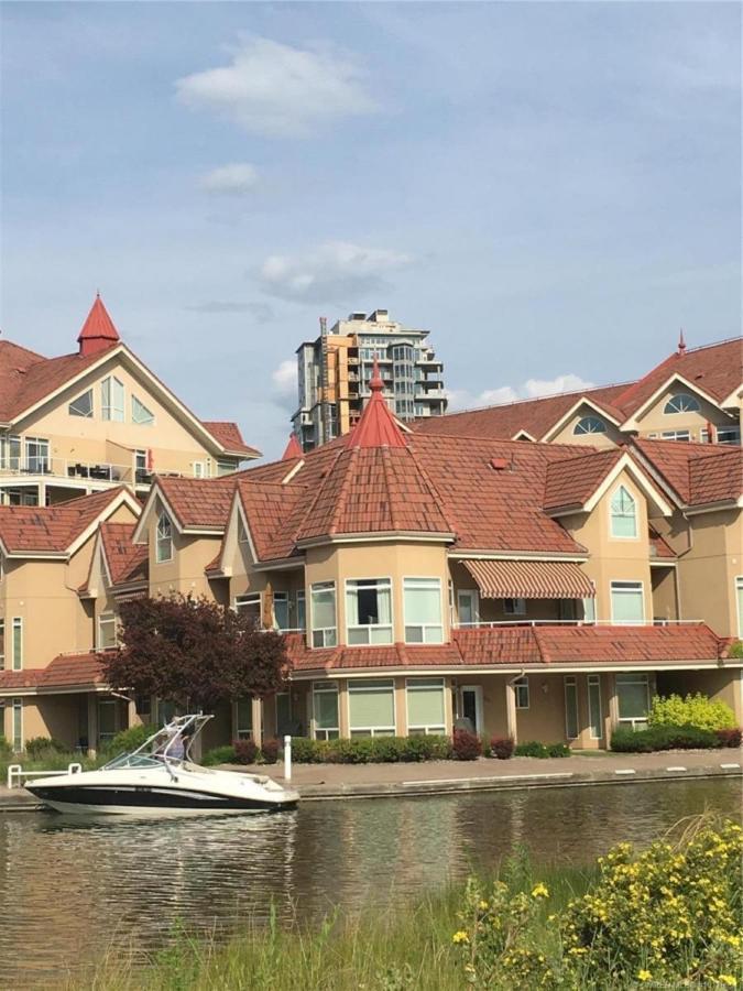 Kelowna Discovery 外观 照片